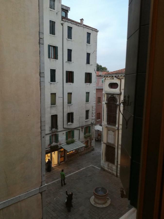 Casa Guglia-CANNAREGIO-VENEZIA Veneza Exterior foto